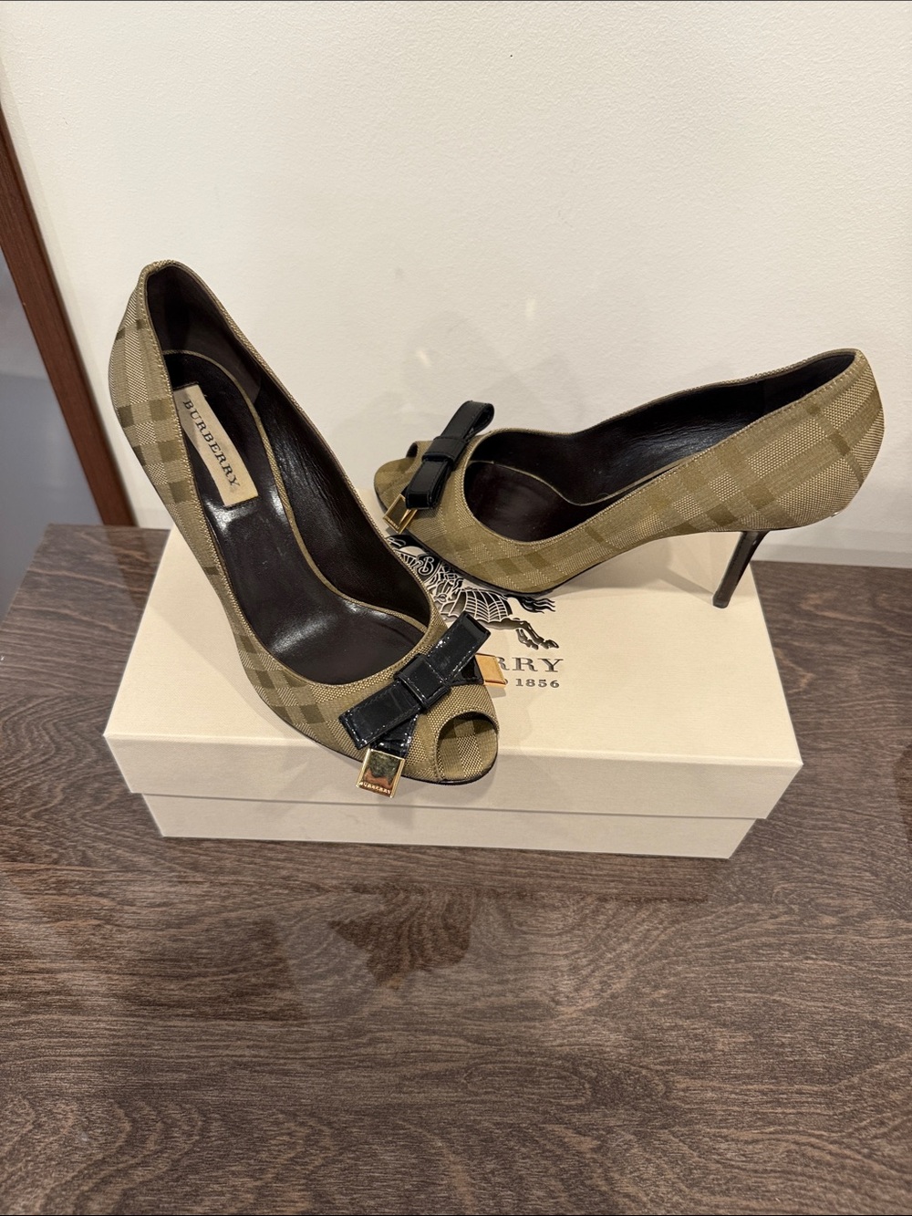 Burberry Beige Check Peep-Toe Heels with Black Patent Bow